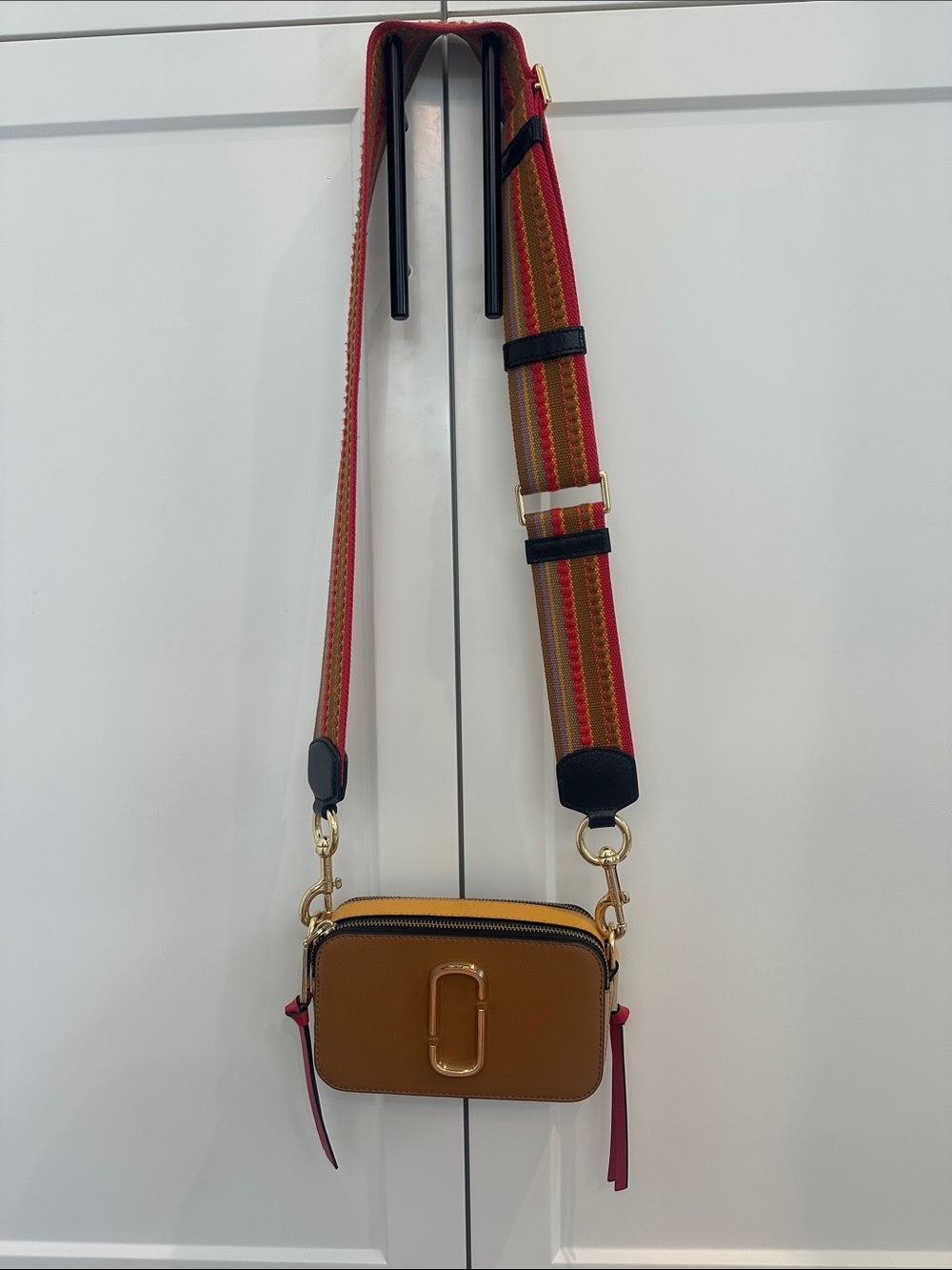 Marc Jacobs Tan Camera Crossbody with Red-Striped Webbing Strap - Picture 1 of 2
